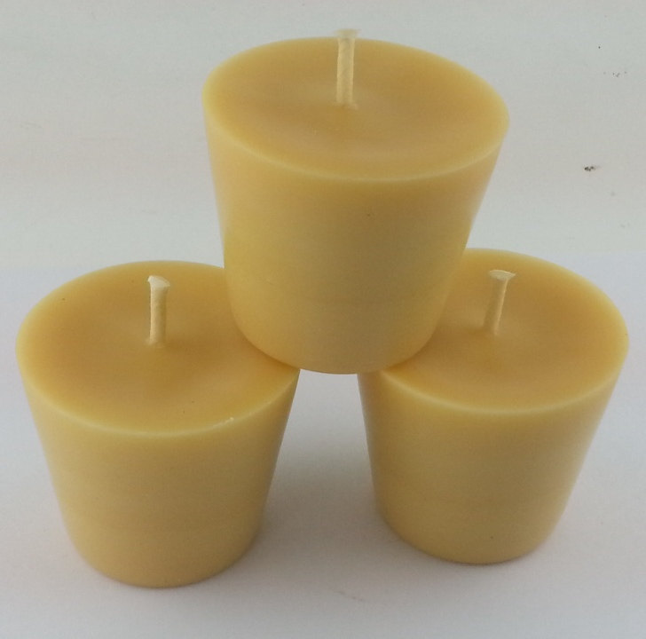 Pack Of 4 Organic Beeswax Lemongrass Votive Candles Burn 15+ Hours